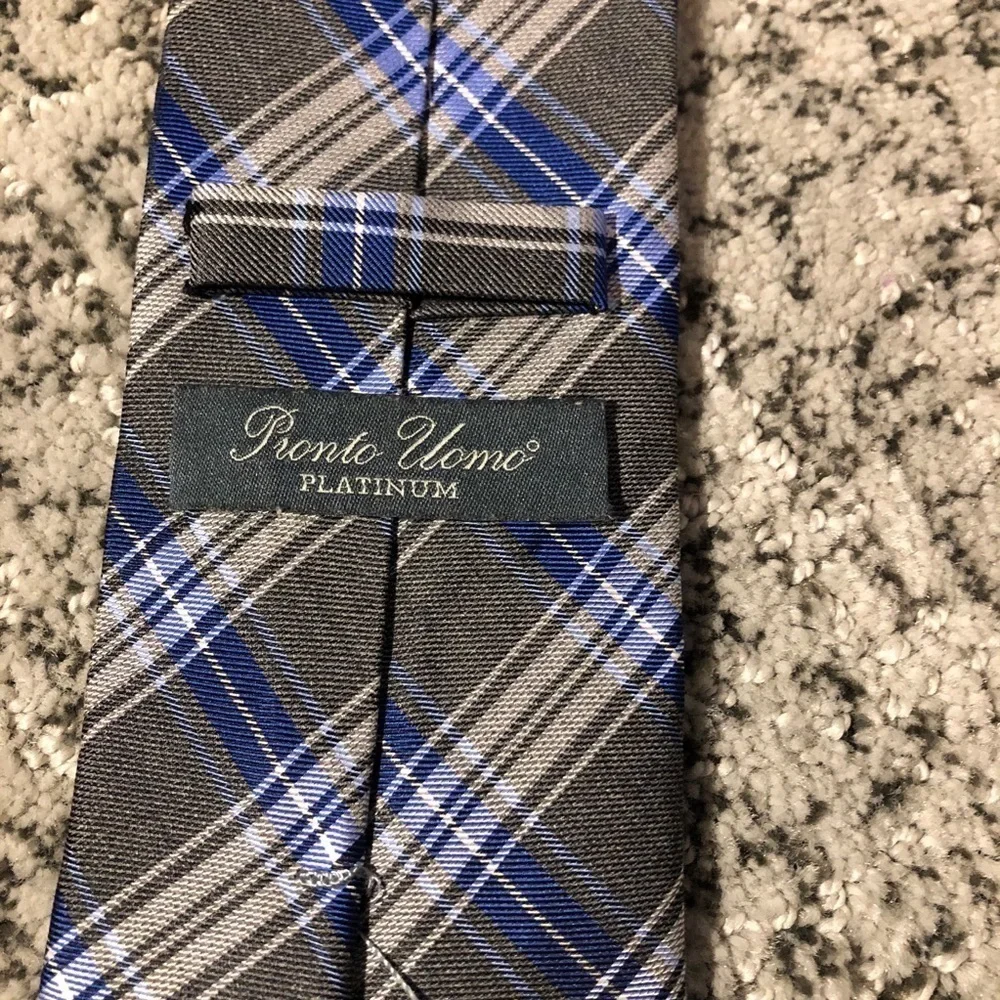 Pronto Uomo Blue, White, & Gray striped Tie